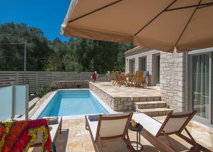 Iliana Villa
