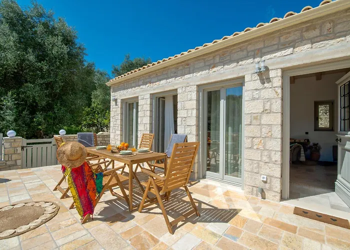 Iliana Villa